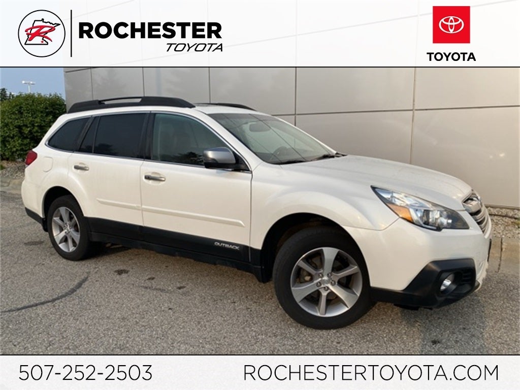Used 2014 Subaru Outback 2.5i Limited with VIN 4S4BRCPC8E3202084 for sale in Rochester, Minnesota